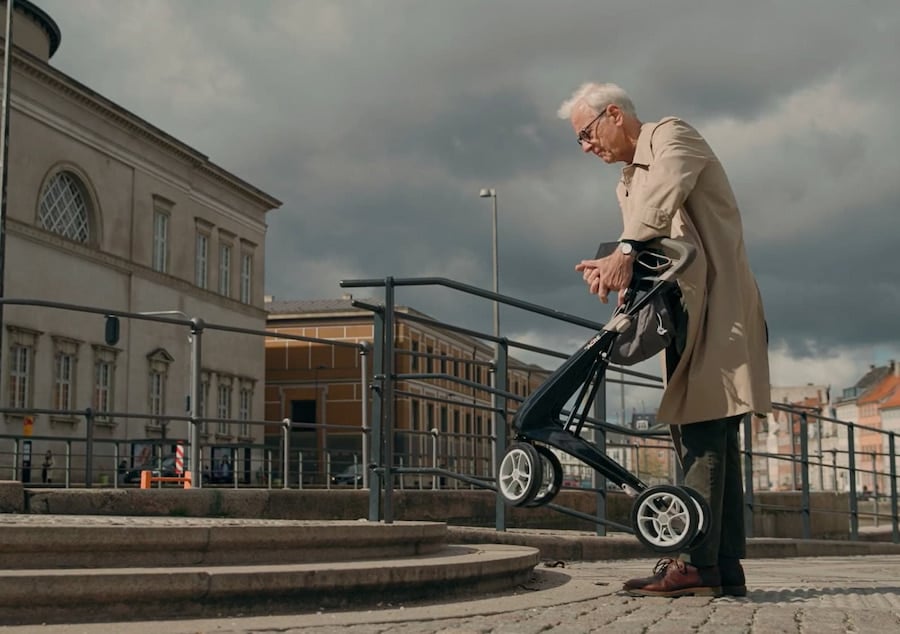 Foldes på få sekunder. Nem at tage med.